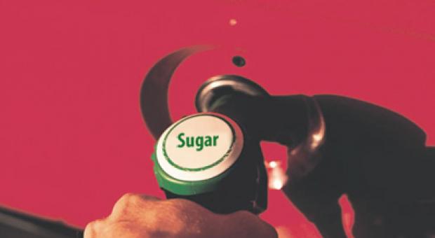 Benzin deposuna şeker koyarsanız motora ne olur?